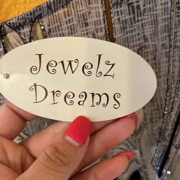 Sham - Picture 3 of 5